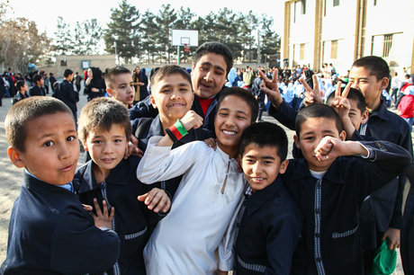 جشن هفته درختکاری در مدرسه اتباع افغانی